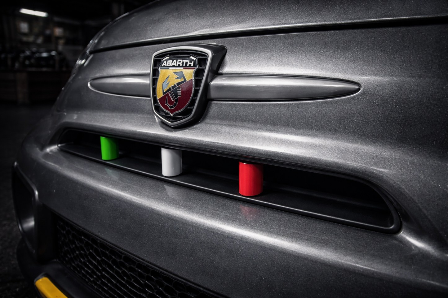 Clip Cover griglia feritoia paraurti anteriore – Abarth 595 / 695 PH4 restyling