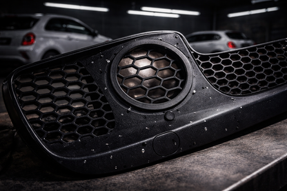 Griglia rimuovi fendinebbia paraurti anteriore – Abarth 500 PH3 pre restyling
