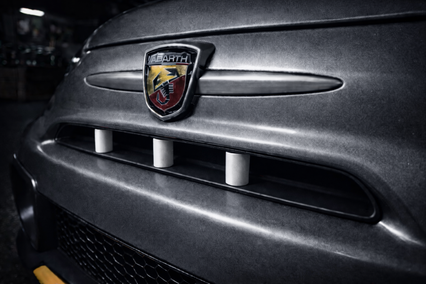 Clip Cover griglia feritoia paraurti anteriore – Abarth 595 / 695 PH4 restyling