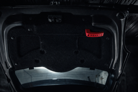 Maniglia baule ABARTH logo – Fiat 500 Abarth 595/695