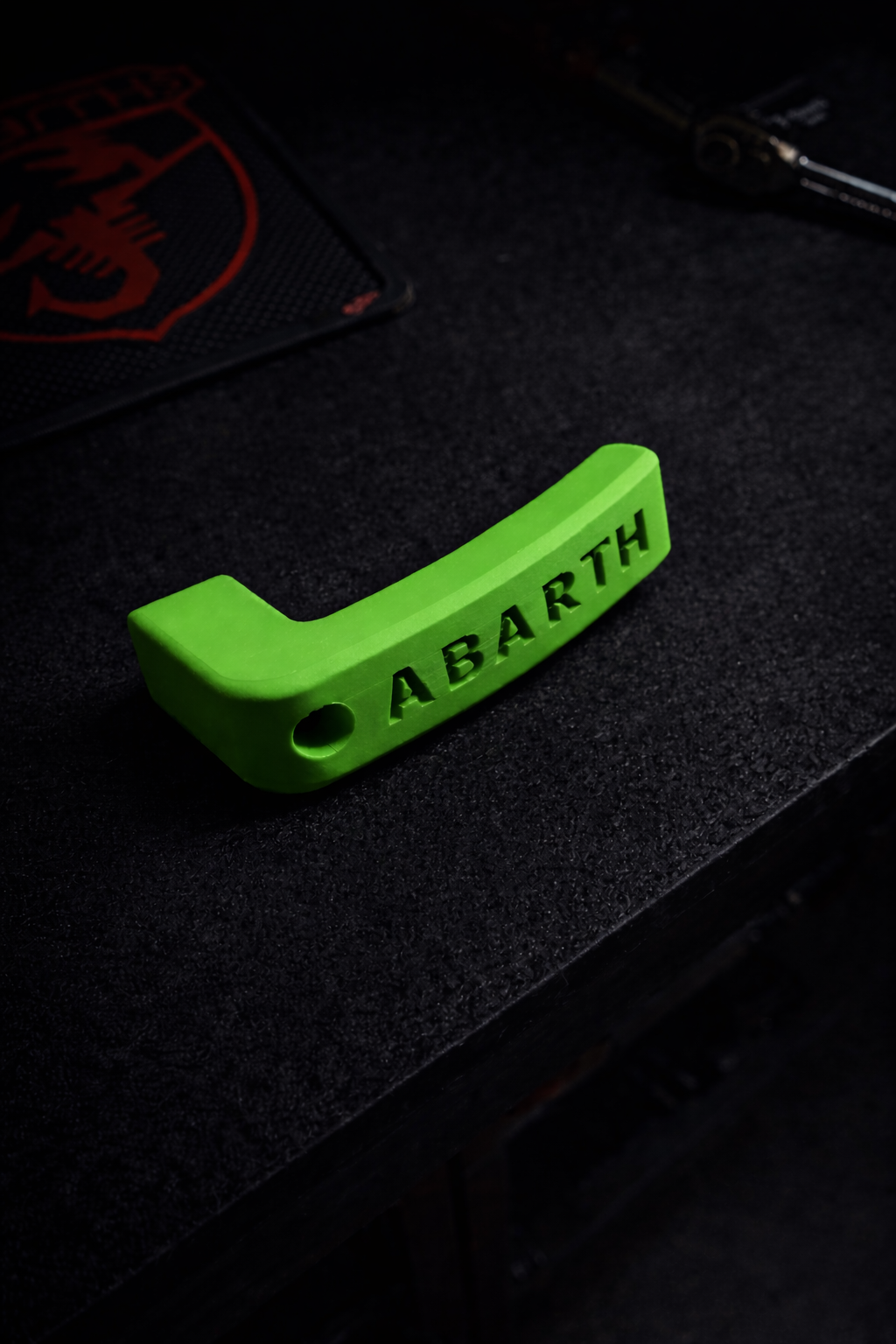 Kofferraumgriff ABARTH Logo – Fiat 500 Abarth 595/695