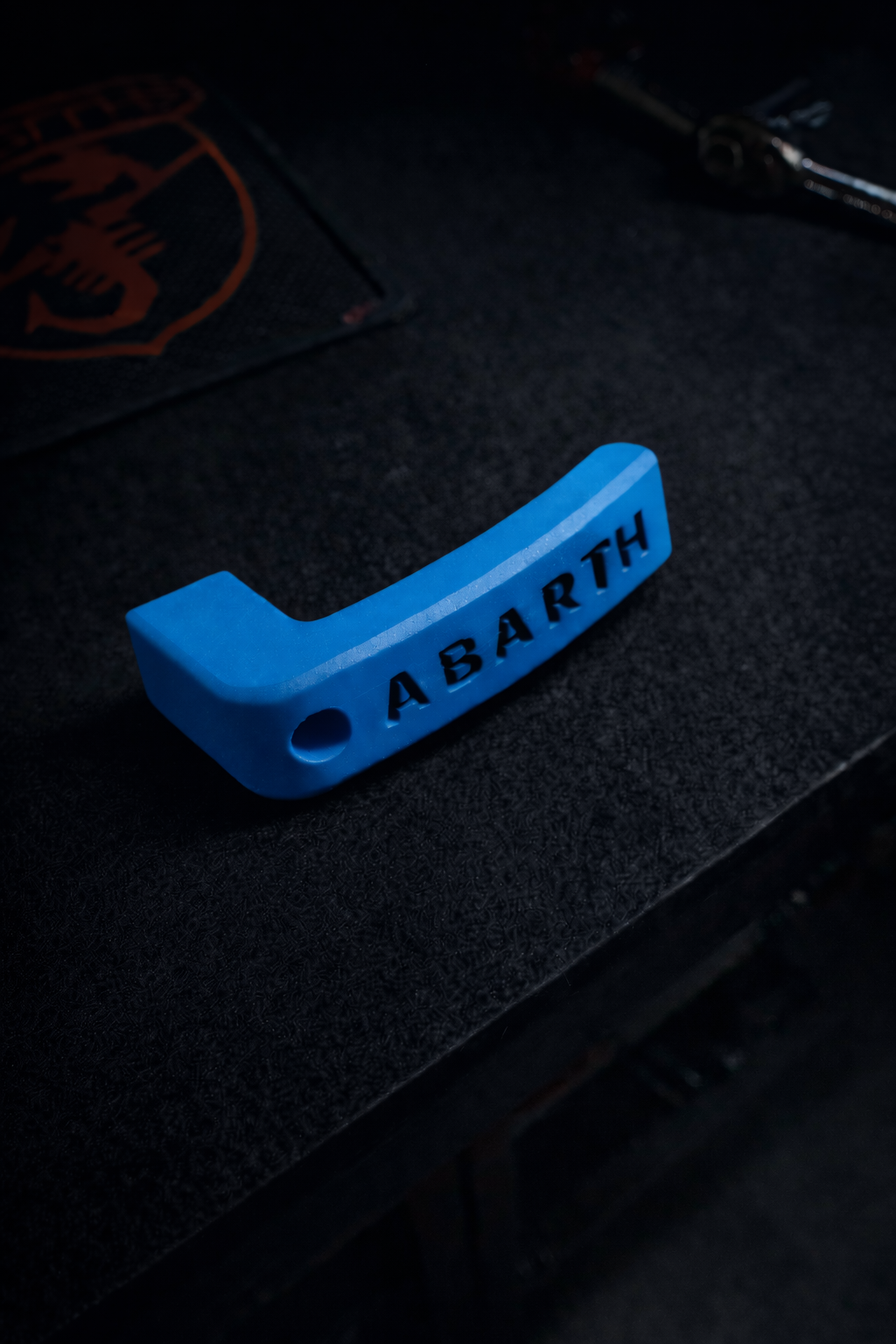 Kofferraumgriff ABARTH Logo – Fiat 500 Abarth 595/695
