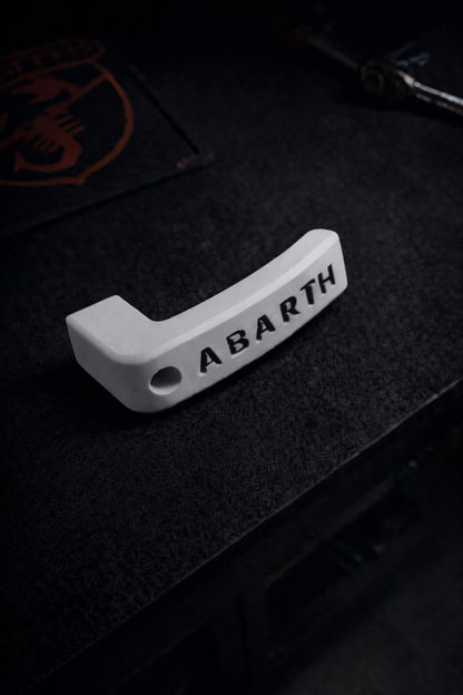 Kofferraumgriff ABARTH Logo – Fiat 500 Abarth 595/695